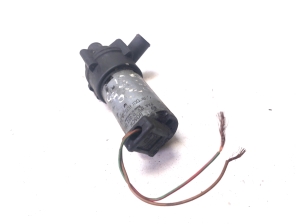 Mercedes Benz E-Class W210 (1995–2002) Auxiliary water pump 0018351364 - 3