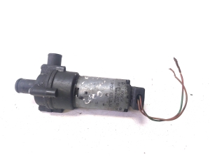 Mercedes Benz E-Class W210 (1995–2002) Auxiliary water pump 0018351364 - 4