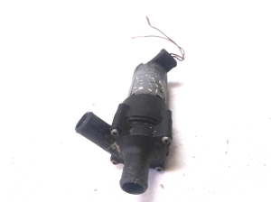 Mercedes Benz E-Class W210 (1995–2002) Auxiliary water pump 0018351364 - 5