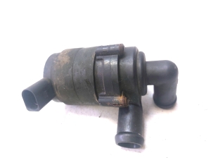 Auxiliary water pump - 7E0965561