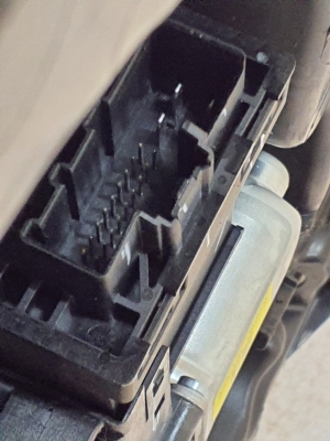 VOLVO S60 III (2018–2026) Aizmugurējo durvju logu pacēlājs 31675056 - 3