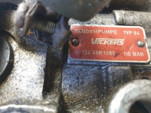 Mercedes Benz E-Class W124 (1985–1995) Servopumpe 1244601280 - 6