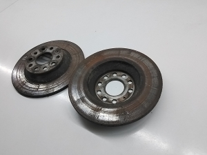 Volkswagen Tiguan (2017–2026) Rear brake disc 3Q0615601A - 2