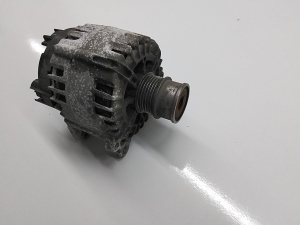 Volkswagen Tiguan (2017–2026) Generaator 04C903021A - 2