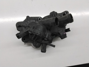 Volkswagen Tiguan (2017–2026) Termostaat ja selle komponendid 04E121600CB - 3
