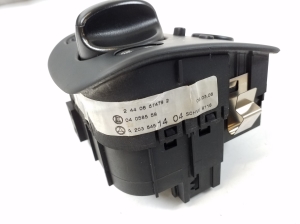 Mercedes Benz C-Class 203 (2000–2007) Tulede lüliti A2035451404 - 3