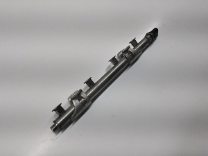 Volkswagen Tiguan (2017–2026) Common Rail Kraftstoffleitung 04E133320D - 2
