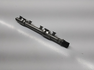Volkswagen Tiguan (2017–2026) Common Rail Kraftstoffleitung 04E133320D - 5
