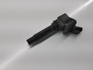 Volkswagen Tiguan (2017–2026) Ignition coil 04C905110L - 3