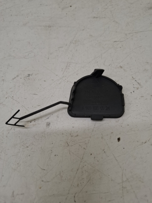 Mercedes Benz Sprinter /906/ (2006–2018) Abdeckung für die Abschleppöse an der Frontstoßstange A0008850024 - 2