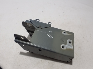 VOLVO S60 III (2018–2026) Põrkeraua tala amortisaator 32377058 - 3