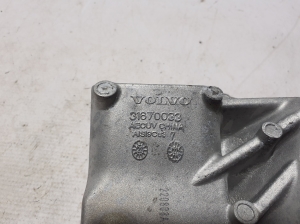 VOLVO S60 III (2018–2026) Engine bracket 31670033 - 2