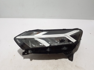 Headlight - 260606648R