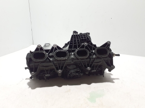 VOLVO S60 III (2018–2026) Sisselaskekollektor 31493366 - 3