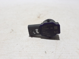VOLVO S60 III (2018–2026) Rear parking sensor 39795007 - 3
