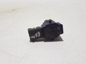 VOLVO S60 III (2018–2026) Rear parking sensor 39795007 - 3