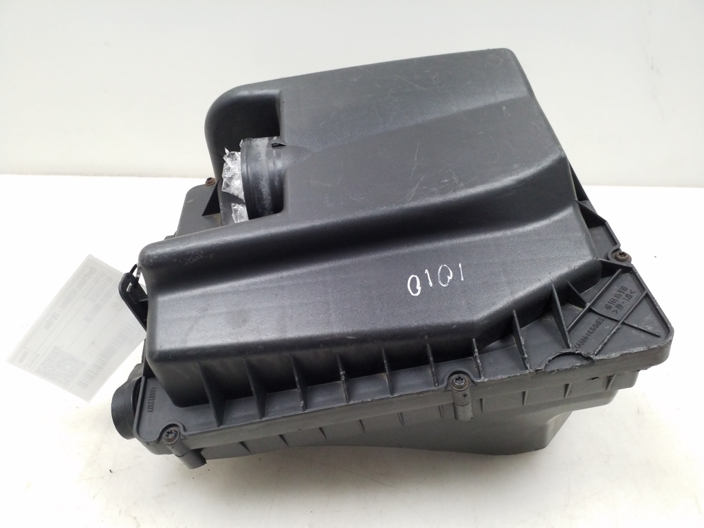 Used Opel Astra Air filter housing 4614485910