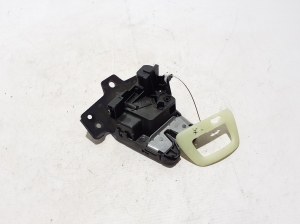 VOLVO S60 III (2018–2026) Trunk lid lock 32131356 - 2