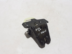 VOLVO S60 III (2018–2026) Trunk lid lock 32131356 - 3