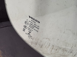 VOLVO S60 III (2018–2026) Windschutzscheibe 32368961 - 3