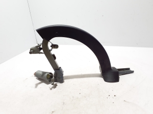 Trunk lid hinge - 32136219
