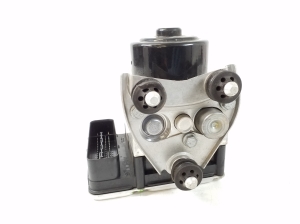 Porsche Cayenne (2010–2017) ABS unit 7P0907379L - 2