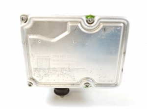 Porsche Cayenne (2010–2017) ABS unit 7P0907379L - 4