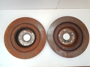 Subaru Ascent I (2018–2026) Bremsscheibe hinten 26700XC00A - 2