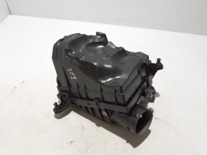 VOLVO S60 III (2018–2026) Luftfiltergehäuse 31474901 - 3
