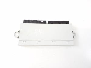 Front door control unit - 6958446