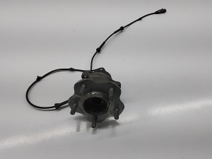 Rear wheel hub - 43202JG200