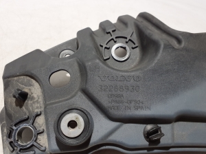 VOLVO S60 III (2018–2026) Front fender bracket 32288930 - 4