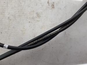 VOLVO S60 III (2018–2026) Kapoti avamise tross 32234713 - 2