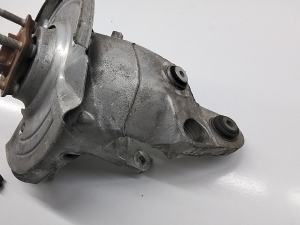 Jaguar XE (2015–2026) Tagumine rumm ja selle osad GX635A970AF - 4