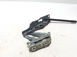 VOLVO S60 III (2018–2026) Kapoti hing 32277085 - 3