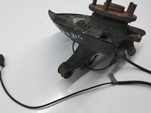 TOYOTA Sienna (2010–2021) Front wheel hub and its parts 4321208030 - 2