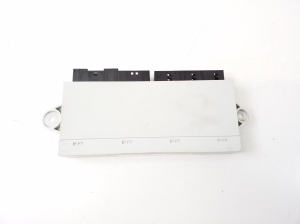 Front door control unit - 6958448