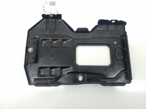   Batteriehalter  - A2046280218 