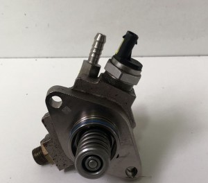 Skoda Rapid (2011–2026) Fuel pump 04E127026AG - 2