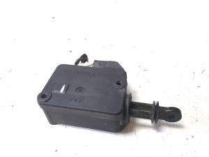 VOLVO V40 (1995–2004) Trunk lid lock 4500 - 3