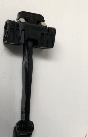 BMW 6 SERIES F06 (2011–2017) Rear side door opening limiter 7275373 - 2
