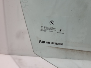 BMW 1 SERIES F40 (2019–2026) Priekšējo durvju stikls 7448060 - 2
