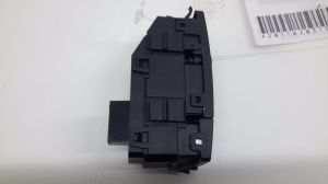 Mercedes Benz E-Class W207 (2009–2017) Warnblinkschalter A2079053700 - 3