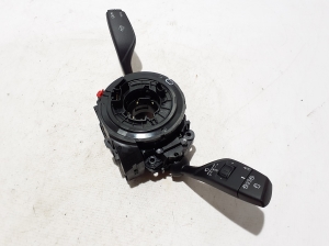 BMW 1 SERIES F40 (2019–2026) Switch and its parts - 4