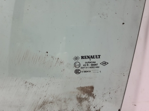 RENAULT Fluence (2009–2017) Esiukse klaas 803010014R - 2