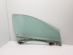 Vitre de porte avant - 803000014R