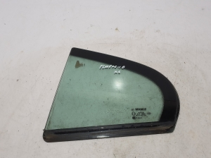   Dreiecksfenster Tür hinten  - 822210011R 