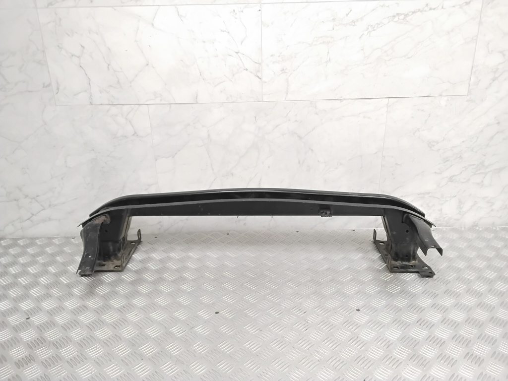 Volkswagen Golf VII (2012–2026) Eesmise kaitseraua tala 5G0807109 Volkswagen Golf VII (2012–2026) Eesmise kaitseraua tala 5G0807109
