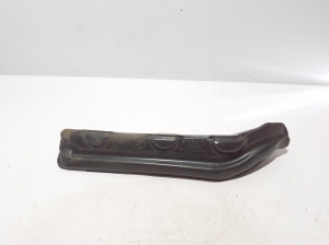   Other part of front fender  - 7448811 