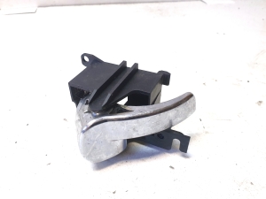 NISSAN Navara (2005–2015) Rear side door interior handle 8318D - 4